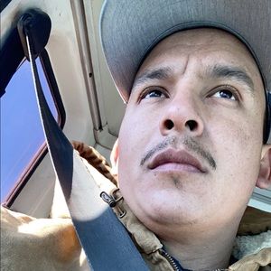 Meet your Posher, Gil